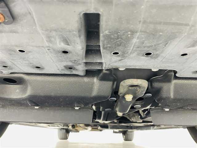 トヨタ ノア Si 長野県 2014(平26)年 5.4万km ダークバイオレットマイカメタリック トヨタセーフティセンスC/・プリクラッシュセーフティ/・レーンディパーチャーアラート/・オートマチックハイビーム/・先行車発進お知らせ機能/純正7インチナビ/・ワンセグTV/BT/SD/CD/DVD/FM/AM/・バックカメラ/・ビルトインETC/・後席フリップダウンモニター/革張りステアリング/・ステアリングスイッチ/電動格納ミラー/・ウィンカーミラー/LEDヘッドライト/・オートライト/・フォグランプ/純正フロアマット/ドアバイザー