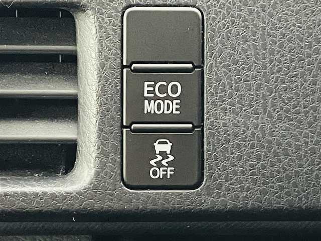 トヨタ ノア Si 長野県 2014(平26)年 5.4万km ダークバイオレットマイカメタリック トヨタセーフティセンスC/・プリクラッシュセーフティ/・レーンディパーチャーアラート/・オートマチックハイビーム/・先行車発進お知らせ機能/純正7インチナビ/・ワンセグTV/BT/SD/CD/DVD/FM/AM/・バックカメラ/・ビルトインETC/・後席フリップダウンモニター/革張りステアリング/・ステアリングスイッチ/電動格納ミラー/・ウィンカーミラー/LEDヘッドライト/・オートライト/・フォグランプ/純正フロアマット/ドアバイザー