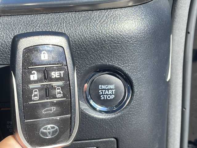 トヨタ ヴェルファイア Z Gエディション 茨城県 2018(平30)年 5.4万km ブラック 純正SDナビ/フリップダウンモニター/デジタルインナーミラー/ステアリングヒーター/バックカメラ/両側パワースライドドア/クルーズコントロール/LEDオートライト/オートマチックハイビーム/レザーシート/シートヒーター/エアシート/パワーシート/純正18インチアルミホイール/純正フロアマット/コーナーセンサー/スマートキー/ビルトインETC