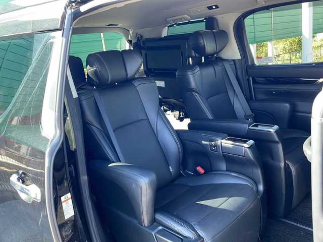 トヨタ ヴェルファイア Z Gエディション 茨城県 2018(平30)年 5.4万km ブラック 純正SDナビ/フリップダウンモニター/デジタルインナーミラー/ステアリングヒーター/バックカメラ/両側パワースライドドア/クルーズコントロール/LEDオートライト/オートマチックハイビーム/レザーシート/シートヒーター/エアシート/パワーシート/純正18インチアルミホイール/純正フロアマット/コーナーセンサー/スマートキー/ビルトインETC