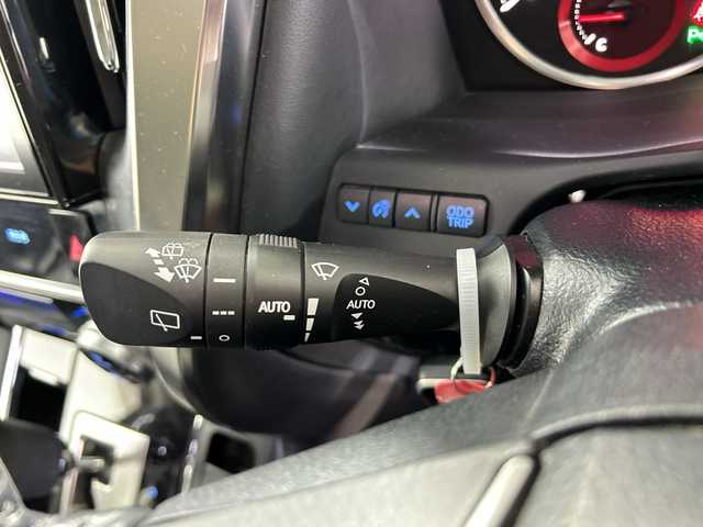 トヨタ ヴェルファイア Z Gエディション 佐賀県 2018(平30)年 5.4万km ブラック 純正10インチナビ【NSZN-Z66T】/フルセグTV/CD/DVD/Bluetooth/純正12インチフリップダウンモニター/バックカメラ/衝突被害軽減システム/レーダークルーズコントロール/レーンアシスト/パーキングサポートブレーキ/標識認識機能/先行車発進告知機能/横滑り防止装置/オートライト/オートマチックハイビーム/LEDヘッドライト/LEDフォグライト/電子パーキングブレーキ/ブレーキホールド/デジタルインナールームミラー/社外前方ドライブレコーダー/ビルトインETC/ステアリングヒーター/両側パワースライドドア/レザーシート/運転席・助手席パワーシート/運転席・助手席シートヒーター/運転席・助手席エアシート/運転席メモリーシート/ISOFIX対応/オットマンシート/ウォークスルー/純正18インチアルミホイール/プッシュスタート/スマートキー