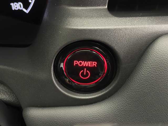 ホンダ ヴェゼル ハイブリッド e:HEV Z 長野県 2025(令7)年 0.1千km クリスタルブラックパール ホンダ純正ナビ/Bluetooth Audio/Apple car play/フルセグＴＶ/バックカメラ/衝突被害軽減ブレーキ/レーダークルーズコントロール/ブラインドスポットモニター/レーンキープアシスト/ハーフレザーシート/前席シートヒーター/ステアリングヒーター/パワーバックドア/ワイヤレス充電/LEDヘッドライト/オートライト/スマートキーx2/プッシュスタート/パドルシフト/ETC2.0