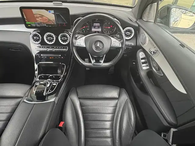 メルセデス・ベンツ ＧＬＣ２２０ d 4マチックスポーツ 本革 石川県 2017(平29)年 5.9万km 黒 4WD/サンルーフ/純正HDDナビ/Burmesterプレミアムサウンド/フルセグTV/車外カメラ（バック/フロント/サイド）/前後ドライブレコーダー/ETC/アダプティブクルーズコントロール/ヘッドアップディスプレイ/ステアリングアシスト/全席シートヒーター/パワーシート（D+N席）/パワーバックドア/アンチロック・ブレーキ・システム/衝突被害軽減システム/横滑り防止装置/前後コーナーセンサー/レーンキープアシスト/盗難防止装置/パーキングアシスト/オートマチックハイビーム/純正アルミホイール/スマートキー