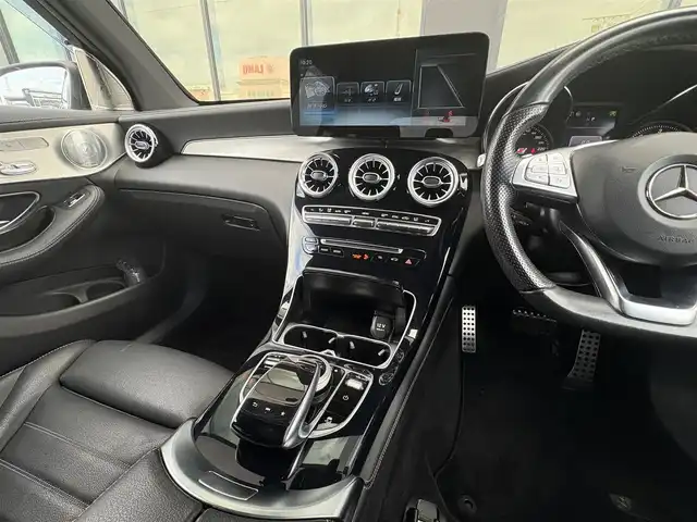 メルセデス・ベンツ ＧＬＣ２２０ d 4マチックスポーツ 本革 石川県 2017(平29)年 5.9万km 黒 4WD/サンルーフ/純正HDDナビ/Burmesterプレミアムサウンド/フルセグTV/車外カメラ（バック/フロント/サイド）/前後ドライブレコーダー/ETC/アダプティブクルーズコントロール/ヘッドアップディスプレイ/ステアリングアシスト/全席シートヒーター/パワーシート（D+N席）/パワーバックドア/アンチロック・ブレーキ・システム/衝突被害軽減システム/横滑り防止装置/前後コーナーセンサー/レーンキープアシスト/盗難防止装置/パーキングアシスト/オートマチックハイビーム/純正アルミホイール/スマートキー