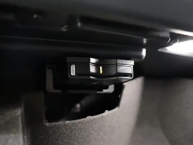 メルセデス・ベンツ ＣＬＡ１８０ Sブレイク　スポーツ 静岡県 2017(平29)年 4.9万km マウンテングレー 衝突軽減ブレーキ　/半革　/ＡＣＣ　/純正ナビＴＶ　/ＬＥＤ　/ＥＴＣ　/キーレスゴー　/ＢＳＭ　/ＬＫＡ　/パドルシフト　/パワーシート／ヒーター　/バックカメラ　/純正１８ＡＷ　/アイドリングストップ　/プッシュスタート