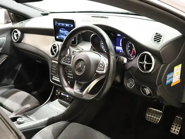 メルセデス・ベンツ ＣＬＡ１８０ Sブレイク　スポーツ 静岡県 2017(平29)年 4.9万km マウンテングレー 衝突軽減ブレーキ　/半革　/ＡＣＣ　/純正ナビＴＶ　/ＬＥＤ　/ＥＴＣ　/キーレスゴー　/ＢＳＭ　/ＬＫＡ　/パドルシフト　/パワーシート／ヒーター　/バックカメラ　/純正１８ＡＷ　/アイドリングストップ　/プッシュスタート