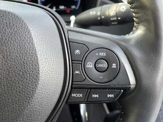 トヨタ カローラツーリング ハイブリッド ダブルバイビー 新潟県 2023(令5)年 6.5万km プラチナホワイトパールマイカ 純正ナビ（BT/DTV/FM/AM/フルセグ）/前席シートヒーター/ステアリングヒーター/オートライト/ハーフレザーシート/ETC2.0/ステアリングスイッチ/パーキングアシスト/フォグランプ/電動格納ウィンカーミラー/ドアバイザー