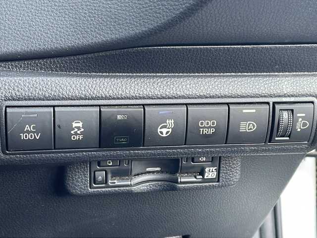 トヨタ カローラツーリング ハイブリッド ダブルバイビー 新潟県 2023(令5)年 6.5万km プラチナホワイトパールマイカ 純正ナビ（BT/DTV/FM/AM/フルセグ）/前席シートヒーター/ステアリングヒーター/オートライト/ハーフレザーシート/ETC2.0/ステアリングスイッチ/パーキングアシスト/フォグランプ/電動格納ウィンカーミラー/ドアバイザー