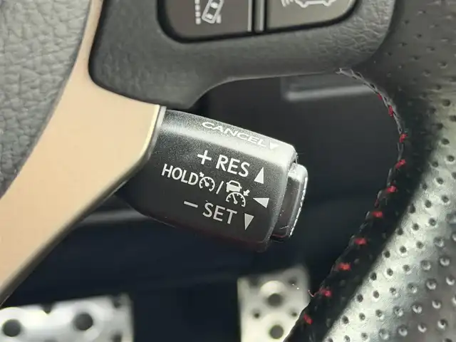 レクサス ＮＸ 300 Fスポーツ 大阪府 2018(平30)年 2.6万km グラファイトブラックガラスフレーク 純正ナビ  TRDエアロ 3眼LED 衝突軽減B レーンアシスト レーダークルーズC 赤革シート シートヒーター エアシート パワーシートバック/サイドカメラ ETC ステアリングヒーター パワーバックドア