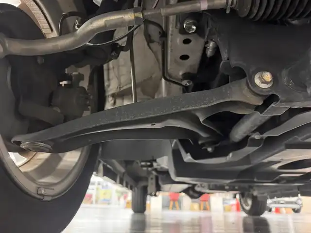 スズキ エブリィ ワゴン PZターボ スペシャル 三重県 2017(平29)年 6.6万km パールホワイト ガソリン・ターボ/キャブオーバーFR/インパネ4AT/ストラーダ 7インチナビ CN-RA03WD/（FM/AM/SD/iPod/TV/USB/Bluetooth/MEMORY MUSIC/CD/DVD/VTR）/バックアイカメラ/両側パワースライドドア/ドライブレコーダー 前後/ETC2.0/安全/・レーダーブレーキサポート/・ESP（横すべり防止機能）/・ヒルホールドコントロール（坂道発進補助）/・運転席、助手席エアバッグ/装備/・電動オートステップ/・オートエアコン/・リアヒーター/・オートライト/・ディスチャージヘッドライト/・フロントフォグライト/・ステアリングスイッチ/・純正14inAW/・電動格納ドアミラー/・パワーステアリング/・パワーウインドウ/・プッシュスタート/・スマートキーx1/・保/取/など