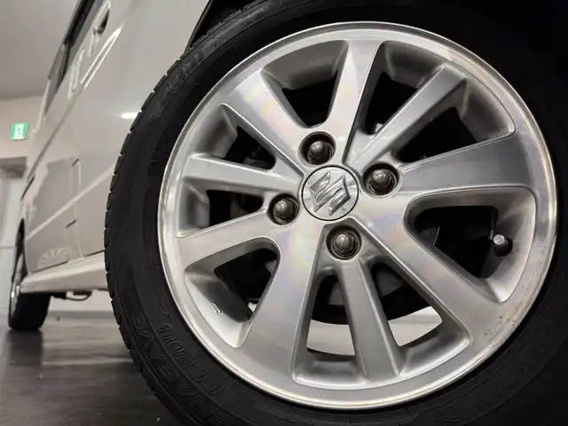 スズキ エブリィ ワゴン PZターボ スペシャル 三重県 2017(平29)年 6.6万km パールホワイト ガソリン・ターボ/キャブオーバーFR/インパネ4AT/ストラーダ 7インチナビ CN-RA03WD/（FM/AM/SD/iPod/TV/USB/Bluetooth/MEMORY MUSIC/CD/DVD/VTR）/バックアイカメラ/両側パワースライドドア/ドライブレコーダー 前後/ETC2.0/安全/・レーダーブレーキサポート/・ESP（横すべり防止機能）/・ヒルホールドコントロール（坂道発進補助）/・運転席、助手席エアバッグ/装備/・電動オートステップ/・オートエアコン/・リアヒーター/・オートライト/・ディスチャージヘッドライト/・フロントフォグライト/・ステアリングスイッチ/・純正14inAW/・電動格納ドアミラー/・パワーステアリング/・パワーウインドウ/・プッシュスタート/・スマートキーx1/・保/取/など