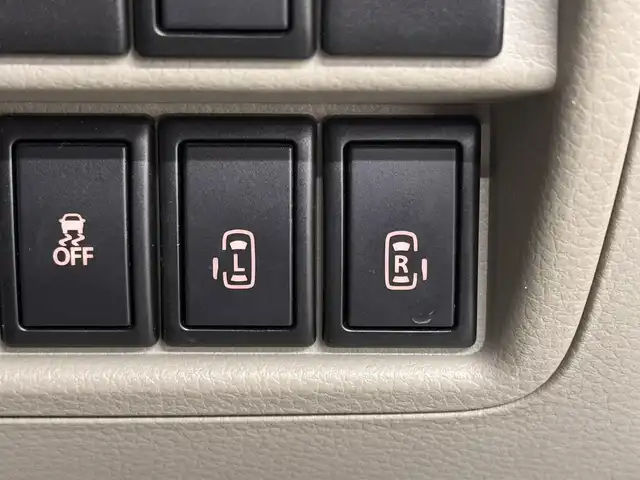 スズキ エブリィ ワゴン PZターボ スペシャル 三重県 2017(平29)年 6.6万km パールホワイト ガソリン・ターボ/キャブオーバーFR/インパネ4AT/ストラーダ 7インチナビ CN-RA03WD/（FM/AM/SD/iPod/TV/USB/Bluetooth/MEMORY MUSIC/CD/DVD/VTR）/バックアイカメラ/両側パワースライドドア/ドライブレコーダー 前後/ETC2.0/安全/・レーダーブレーキサポート/・ESP（横すべり防止機能）/・ヒルホールドコントロール（坂道発進補助）/・運転席、助手席エアバッグ/装備/・電動オートステップ/・オートエアコン/・リアヒーター/・オートライト/・ディスチャージヘッドライト/・フロントフォグライト/・ステアリングスイッチ/・純正14inAW/・電動格納ドアミラー/・パワーステアリング/・パワーウインドウ/・プッシュスタート/・スマートキーx1/・保/取/など