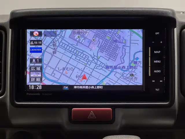 スズキ エブリィ ワゴン PZターボ スペシャル 三重県 2017(平29)年 6.6万km パールホワイト ガソリン・ターボ/キャブオーバーFR/インパネ4AT/ストラーダ 7インチナビ CN-RA03WD/（FM/AM/SD/iPod/TV/USB/Bluetooth/MEMORY MUSIC/CD/DVD/VTR）/バックアイカメラ/両側パワースライドドア/ドライブレコーダー 前後/ETC2.0/安全/・レーダーブレーキサポート/・ESP（横すべり防止機能）/・ヒルホールドコントロール（坂道発進補助）/・運転席、助手席エアバッグ/装備/・電動オートステップ/・オートエアコン/・リアヒーター/・オートライト/・ディスチャージヘッドライト/・フロントフォグライト/・ステアリングスイッチ/・純正14inAW/・電動格納ドアミラー/・パワーステアリング/・パワーウインドウ/・プッシュスタート/・スマートキーx1/・保/取/など