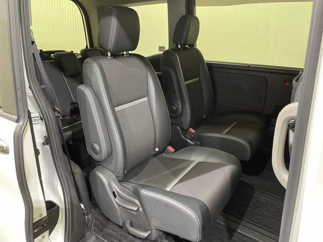 ホンダ ステップワゴン スパーダ eHEV G EXホンダS 愛媛県 2021(令3)年 6.4万km プラチナホワイトパール Hondaインターナビ＋リンクアップフリー/＋ETC2.0車載器（ナビゲーション連動）/純正10インチ/Bluetooth フルセグTV DVD再生可/バックカメラ//ホンダセンシング/アダプティブクルーズコントロール/レーンアシスト/ナビ装着用スペシャルパッケージ/＋ETC2.0車載器/わくわくゲート/運転席&助手席シートヒーター/アクティブコーナーライト/ハーフレザーシート/LEDオートライト/ステアリングリモコン/ハーフレザーシート