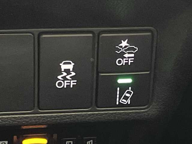 ホンダ ステップワゴン スパーダ eHEV G EXホンダS 愛媛県 2021(令3)年 6.4万km プラチナホワイトパール Hondaインターナビ＋リンクアップフリー/＋ETC2.0車載器（ナビゲーション連動）/純正10インチ/Bluetooth フルセグTV DVD再生可/バックカメラ//ホンダセンシング/アダプティブクルーズコントロール/レーンアシスト/ナビ装着用スペシャルパッケージ/＋ETC2.0車載器/わくわくゲート/運転席&助手席シートヒーター/アクティブコーナーライト/ハーフレザーシート/LEDオートライト/ステアリングリモコン/ハーフレザーシート