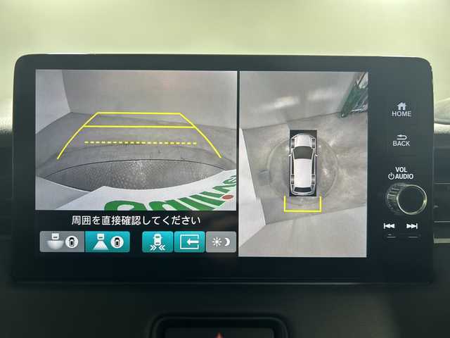 ホンダ ヴェゼル ハイブリッド e:HEV Z 神奈川県 2021(令3)年 2.7万km プラチナホワイトパール 無限グリル/ホンダコネクトディスプレイ/純正9型ワイドディスプレイオーディオ/インターナビ/プレミアムオーディオ/マルチビューカメラ/フルセグ　Bluetooth　USB/パワーバックドア/ホンダセンシング/ブラインドスポットインフォメーション/衝突軽減ブレーキ/誤発進抑制機能/後方誤発進抑制機能/近距離衝突軽減ブレーキ/歩行者事故低減ステアリング/路外逸脱抑制機能/アダブティブクルーズコントロール/車線維持支援システム/先行車発進お知らせ機能/標識認識機能/オートハイビーム/パーキングセンサー/ETC2.0/後退出庫サポート/ワイヤレス充電/革巻きステアリング/パドルシフト/ステアリングヒーター/ステアリングスイッチ/合皮/ファブリックコンビシート/前席シートヒーター/ECO/SPORTモード/電動パーキングブレーキ/AVH/プッシュスタート/スマートキー/LEDヘッドランプ/LEDフロントフォグランプ/LEDアクティブコーナリングランプ/LEDシーケンシャルターンランプ/純正18インチアルミホイール/純正リアスポイラー