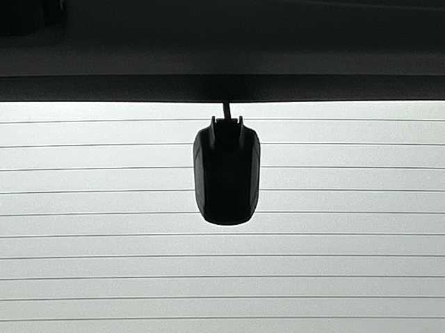 ホンダ ヴェゼル ハイブリッド e:HEV Z 神奈川県 2021(令3)年 2.7万km プラチナホワイトパール 無限グリル/ホンダコネクトディスプレイ/純正9型ワイドディスプレイオーディオ/インターナビ/プレミアムオーディオ/マルチビューカメラ/フルセグ　Bluetooth　USB/パワーバックドア/ホンダセンシング/ブラインドスポットインフォメーション/衝突軽減ブレーキ/誤発進抑制機能/後方誤発進抑制機能/近距離衝突軽減ブレーキ/歩行者事故低減ステアリング/路外逸脱抑制機能/アダブティブクルーズコントロール/車線維持支援システム/先行車発進お知らせ機能/標識認識機能/オートハイビーム/パーキングセンサー/ETC2.0/後退出庫サポート/ワイヤレス充電/革巻きステアリング/パドルシフト/ステアリングヒーター/ステアリングスイッチ/合皮/ファブリックコンビシート/前席シートヒーター/ECO/SPORTモード/電動パーキングブレーキ/AVH/プッシュスタート/スマートキー/LEDヘッドランプ/LEDフロントフォグランプ/LEDアクティブコーナリングランプ/LEDシーケンシャルターンランプ/純正18インチアルミホイール/純正リアスポイラー