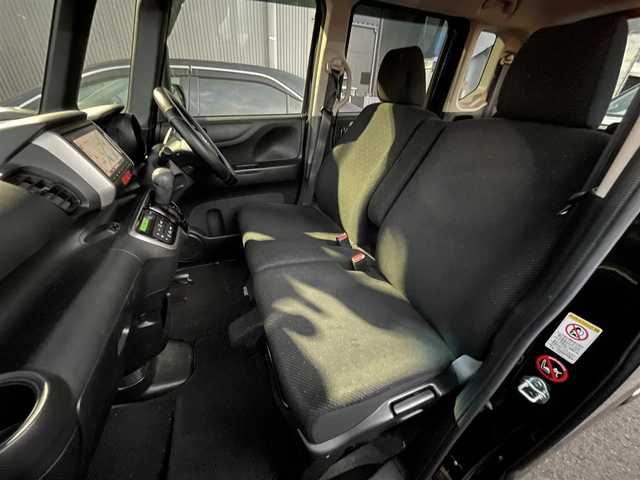 ホンダ Ｎ ＢＯＸ G SSパッケージ 滋賀県 2015(平27)年 7.3万km スマートブラック 純正７インチナビ/Bluetooth/CD/DVD/SD/IPOD/ワンセグ/両側電動スライド/バックカメラ/社外ドラレコ（前）/シートヒーター（D/N）/オートライト/プッシュスタート/スマートキー/ステアリングリモコン/スペアキー/ETC