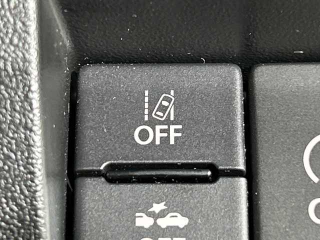 スズキ ジムニー シエラ JC 神奈川県 2023(令5)年 2.2万km シフォンアイボリーM スズキセーフティサポート/純正7型ナビ/・BT/フルセグTV/CD/DVD/SD/バックカメラ/ETC/シートヒーター(D/N)/革巻きステアリング/ステアリングスイッチ/Autoライト/クルーズコントロール/ダウンヒルアシストコントロール/アイドリングストップ機能/ヘッドライトウォッシャー/スマートキー/プッシュスタートボタン/電動格納ミラー/ウィンカーミラー/LEDヘッドライト/ミラーヒーター/純正フロアマット/純正15インチアルミホイール