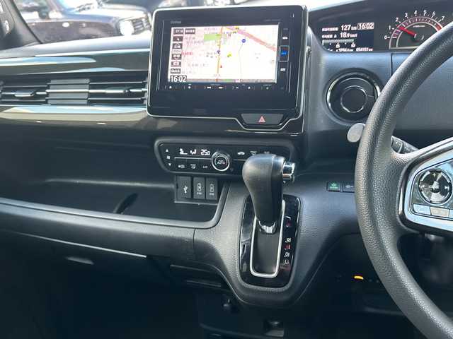 ホンダ Ｎ ＢＯＸ カスタム G L ホンダセンシング 大阪府 2018(平30)年 5.5万km シャイニンググレーM 純正SDナビ（フルセグ/Bluetooth/DVD/CD)/バックカメラ/レーダークルーズコントロール/片側パワースライドドア/衝突被害軽減システム/レーンキープアシスト/横滑り防止装置/オートマチックハイビーム/コーナーセンサー/アイドリングストップ/シーケンシャルウィンカー/純正AW（14inch)/純正LEDライト/ビルトインETC/スペアキー1本/保証書