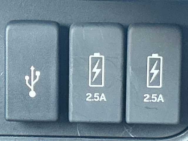 ホンダ Ｎ ＢＯＸ カスタム G L ホンダセンシング 大阪府 2018(平30)年 5.5万km シャイニンググレーM 純正SDナビ（フルセグ/Bluetooth/DVD/CD)/バックカメラ/レーダークルーズコントロール/片側パワースライドドア/衝突被害軽減システム/レーンキープアシスト/横滑り防止装置/オートマチックハイビーム/コーナーセンサー/アイドリングストップ/シーケンシャルウィンカー/純正AW（14inch)/純正LEDライト/ビルトインETC/スペアキー1本/保証書