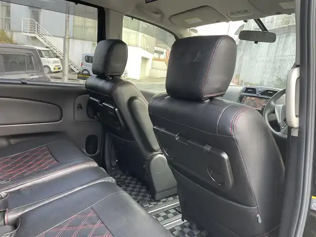 日産 セレナ 20X Sハイブリッド 福岡県 2013(平25)年 5万km スーパーブラック (株)IDOMが運営する【じしゃロン八幡西店】の自社ローン対象車両になります。こちらは現金ご利用時の価格です。自社ローンご希望の方は別途その旨お申付け下さい。/板キー/純正メモリナビ/地デジ/Bluetooth/バックカメラ/フリップダウンモニター/左パワースライドドア/クルーズコントロール/ETC/オートライト