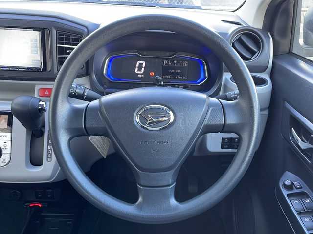 ダイハツ ミラ イース G リミテッド SAⅢ 山口県 2021(令3)年 4.8万km シャイニングホワイトパール 社外メモリナビ【MDV-D407BT】/・CD/DVD/・Bluetooth/・iPod/・USB/・AM/FM/・SMART USEN/・SD/バックカメラ/ETC/プッシュスタート/スマートキー/シートヒーター（運転席＋助手席）/LEDヘッドライト/オートライト/シガーソケット/スマートアシストIII/・衝突回避支援ブレーキ機能/・衝突警報機能/・車線逸脱警報機能/・路側逸脱警報/・ブレーキ制御付き誤発進抑制機能/・先行車発進お知らせ機能/・ADB/・オートハイビーム/・コーナーセンサー