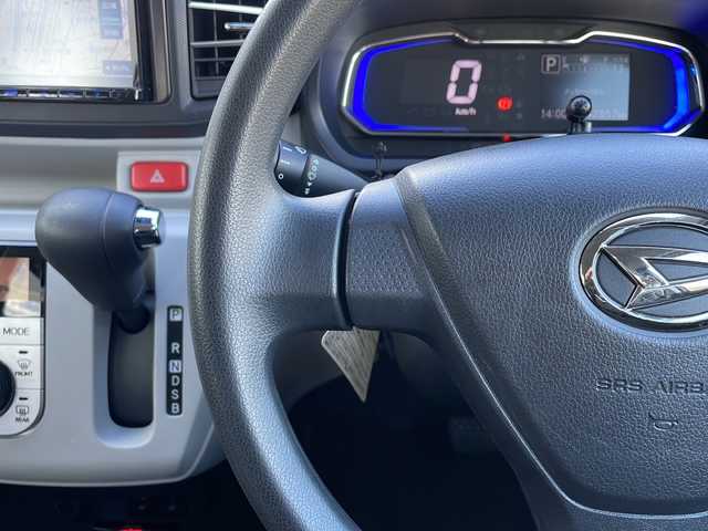 ダイハツ ミラ イース G リミテッド SAⅢ 山口県 2021(令3)年 4.8万km シャイニングホワイトパール 社外メモリナビ【MDV-D407BT】/・CD/DVD/・Bluetooth/・iPod/・USB/・AM/FM/・SMART USEN/・SD/バックカメラ/ETC/プッシュスタート/スマートキー/シートヒーター（運転席＋助手席）/LEDヘッドライト/オートライト/シガーソケット/スマートアシストIII/・衝突回避支援ブレーキ機能/・衝突警報機能/・車線逸脱警報機能/・路側逸脱警報/・ブレーキ制御付き誤発進抑制機能/・先行車発進お知らせ機能/・ADB/・オートハイビーム/・コーナーセンサー