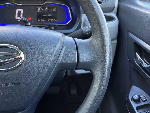 ダイハツ ミラ イース G リミテッド SAⅢ 山口県 2021(令3)年 4.8万km シャイニングホワイトパール 社外メモリナビ【MDV-D407BT】/・CD/DVD/・Bluetooth/・iPod/・USB/・AM/FM/・SMART USEN/・SD/バックカメラ/ETC/プッシュスタート/スマートキー/シートヒーター（運転席＋助手席）/LEDヘッドライト/オートライト/シガーソケット/スマートアシストIII/・衝突回避支援ブレーキ機能/・衝突警報機能/・車線逸脱警報機能/・路側逸脱警報/・ブレーキ制御付き誤発進抑制機能/・先行車発進お知らせ機能/・ADB/・オートハイビーム/・コーナーセンサー