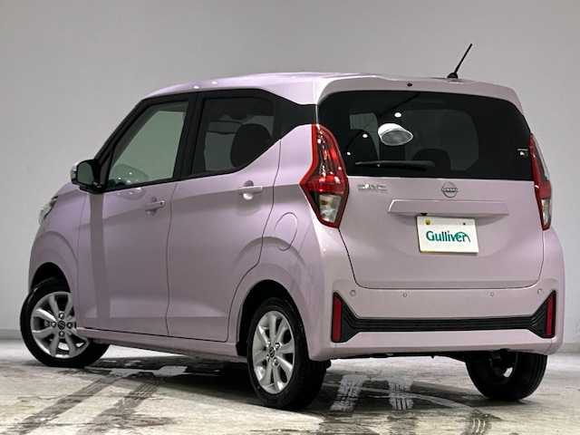 日産 デイズ X 宮城県 2025(令7)年 0.2万km パープル Eブレーキ/車線逸脱警報/先行車発進お知らせ機能/標識認識機能/クリアランスソナー/純正ナビ/（型番：MM223D-L）/・アラウンドビューモニター/・フルセグTV/Bluetooth/HDMI/・ETC/・前後ドライブレコーダー/アイドリングストップ/プッシュスタート/スマートキー/ステアリングスイッチ/オートライト/・レベライザー/ベンチシート/純正アルミホイール/純正フロアマット