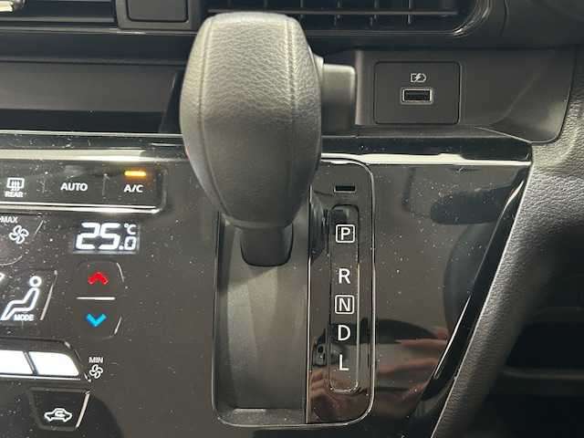 日産 デイズ X 宮城県 2025(令7)年 0.2万km パープル エマージェンシーブレーキ/・車線逸脱警報装置/・先行車発進お知らせ機能/・標識認識機能/・クリアランスソナー/純正大画面ナビ/・型番：MM223D-L/・アラウンドビューモニター/・フルセグTV/Bluetooth/HDMI/・ETC/・前後ドライブレコーダー/アイドリングストップ/プッシュスタート/・スマートキー/ステアリングスイッチ/オートライト/・レベライザー/ベンチシート/純正アルミホイール/純正フロアマット