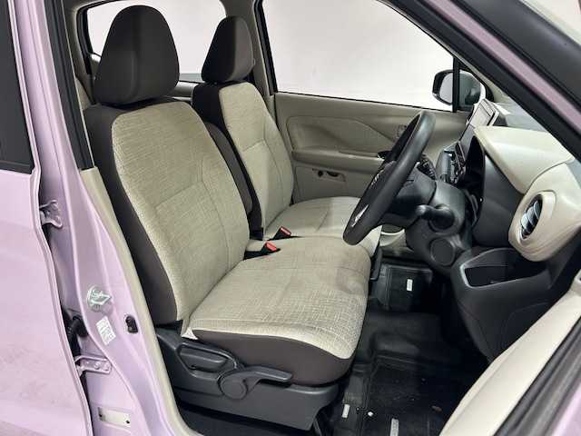 日産 デイズ X 宮城県 2025(令7)年 0.2万km パープル エマージェンシーブレーキ/・車線逸脱警報装置/・先行車発進お知らせ機能/・標識認識機能/・クリアランスソナー/純正大画面ナビ/・型番：MM223D-L/・アラウンドビューモニター/・フルセグTV/Bluetooth/HDMI/・ETC/・前後ドライブレコーダー/アイドリングストップ/プッシュスタート/・スマートキー/ステアリングスイッチ/オートライト/・レベライザー/ベンチシート/純正アルミホイール/純正フロアマット