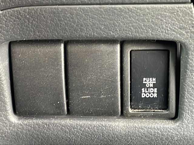 スズキ スペーシア カスタム XS 徳島県 2013(平25)年 9.9万km ルナグレーパールメタリック 7インチSDナビ【AVN113MV】/（ワンセグ/CD/USB）/バックカメラ/両側パワースライドドア/HIDヘッドライト/オートライト/電格ミラー/ドアバイザー/純正14AW/純正フロアマット/シガーソケット/プッシュスタート/スマートキー/スペアキー