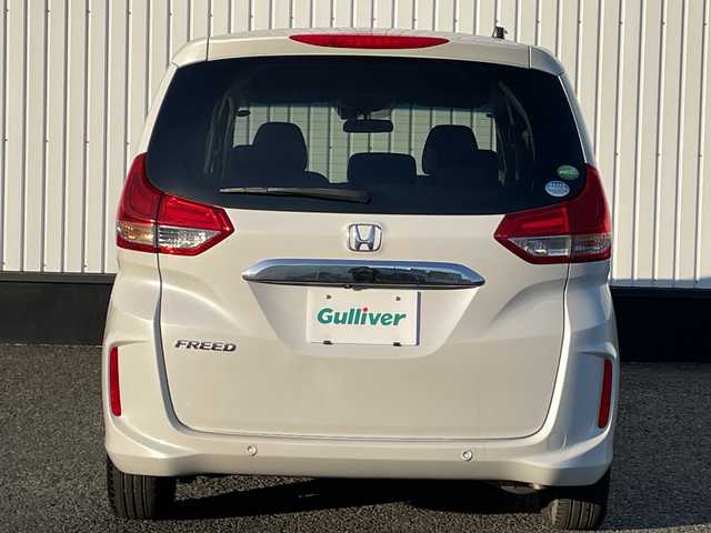 ホンダ フリード G ホンダセンシング 千葉県 2020(令2)年 3万km プラチナホワイトパール 社外メモリナビ/(フルセグTV/BT/CD/FM/AM)/衝突被害軽減システム/車線逸脱警報/バックカメラ/追従式クルーズコントロール/両側パワースライドドア/横滑り防止装置/ETC/アイドリングストップ/LEDヘッドライト/オートライト/ウィンカーミラー/電動格納ミラー/シートリフター/プッシュスタート/スマートキー/フロアマット