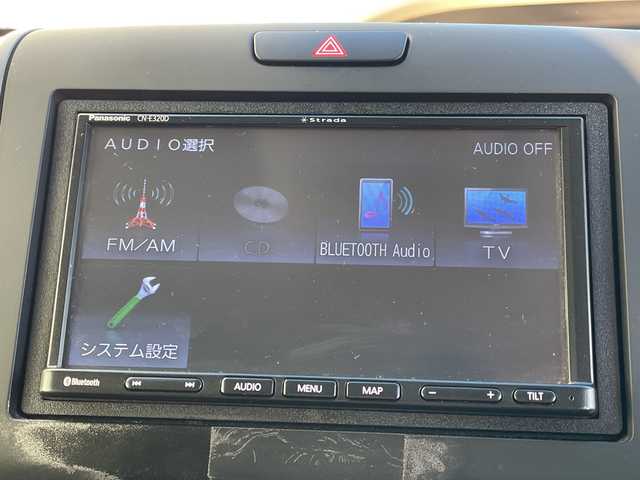 ホンダ フリード G ホンダセンシング 千葉県 2020(令2)年 3万km プラチナホワイトパール 社外メモリナビ/(フルセグTV/BT/CD/FM/AM)/衝突被害軽減システム/車線逸脱警報/バックカメラ/追従式クルーズコントロール/両側パワースライドドア/横滑り防止装置/ETC/アイドリングストップ/LEDヘッドライト/オートライト/ウィンカーミラー/電動格納ミラー/シートリフター/プッシュスタート/スマートキー/フロアマット