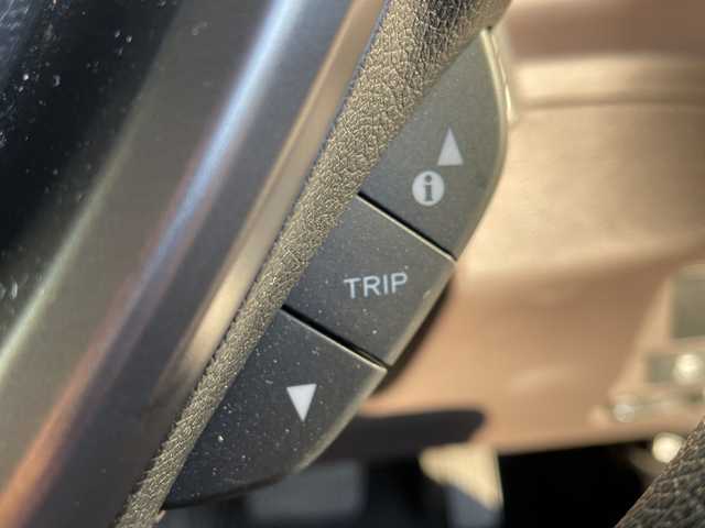 ホンダ フリード G ホンダセンシング 千葉県 2020(令2)年 3万km プラチナホワイトパール 社外メモリナビ/(フルセグTV/BT/CD/FM/AM)/衝突被害軽減システム/車線逸脱警報/バックカメラ/追従式クルーズコントロール/両側パワースライドドア/横滑り防止装置/ETC/アイドリングストップ/LEDヘッドライト/オートライト/ウィンカーミラー/電動格納ミラー/シートリフター/プッシュスタート/スマートキー/フロアマット