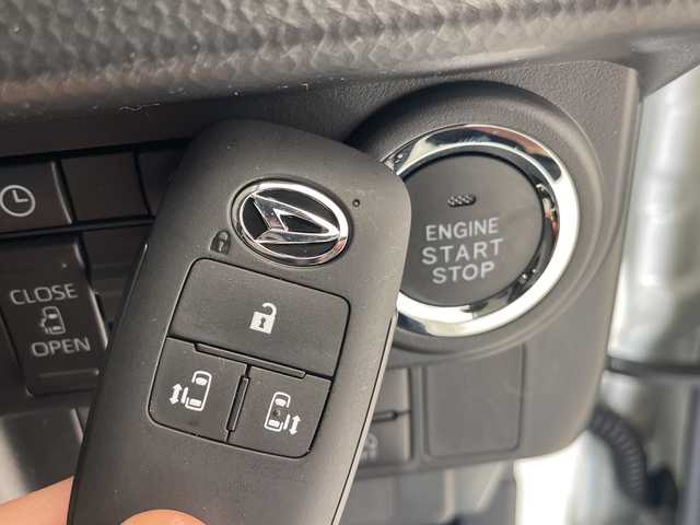 ダイハツ トール カスタムG ターボ 愛知県 2026(令8)年 0.1千km ブラックマイカメタリック/パールホワイトⅢ 2トーン 登録済未使用車/純正9型ディズプレイオーディオ/全方位カメラ/両側パワースライドドア/レーダークルーズコントロール/バッグカメラ/コーナーセンサー/純正アルミホイール/LEDヘッドライト/オートマチックハイビーム/衝突軽減システム/フルセグ/Bluetooth/ステアリングスイッチ/スマートキー/プッシュスタート