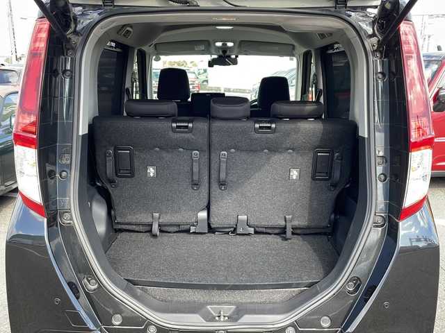 トヨタ ルーミー カスタムG－T 徳島県 2017(平29)年 5.5万km ブラックマイカメタリック Panasonicナビ：CN-RA03WD/(AM/FM/DISC/SD/Bluetooth)/スマートアシスト/・衝突回避支援ブレーキ機能/・衝突警報機能/・車線逸脱警報機能/・先行車発進お知らせ機能/・コーナーセンサー/・オートハイビーム/バックカメラ/両側パワースライドドア/シートヒーター/ドライブレコーダー/ETC/純正15インチアルミホイール/プッシュスタート/スマートキー