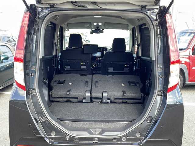 トヨタ ルーミー カスタムG－T 徳島県 2017(平29)年 5.5万km ブラックマイカメタリック Panasonicナビ：CN-RA03WD/(AM/FM/DISC/SD/Bluetooth)/スマートアシスト/・衝突回避支援ブレーキ機能/・衝突警報機能/・車線逸脱警報機能/・先行車発進お知らせ機能/・コーナーセンサー/・オートハイビーム/バックカメラ/両側パワースライドドア/シートヒーター/ドライブレコーダー/ETC/純正15インチアルミホイール/プッシュスタート/スマートキー