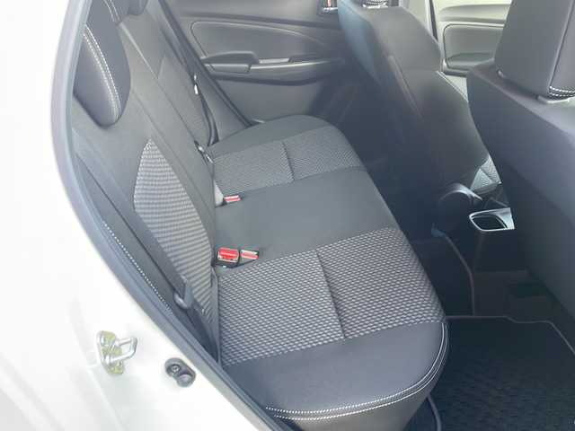 スズキ スイフト HYBRID RS 宮崎県 2023(令5)年 2万km ピュアホワイトパール 純正ナビ Bluetooth 全方位カメラ フルセグTV CD/DVDチェンジャー USB入力端子 ETC シートヒーター レーダークルーズコントロール コーナーセンサー BSM LEDライト