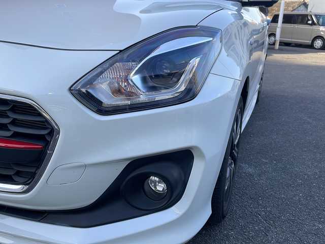 スズキ スイフト HYBRID RS 宮崎県 2023(令5)年 2万km ピュアホワイトパール 純正ナビ Bluetooth 全方位カメラ フルセグTV CD/DVDチェンジャー USB入力端子 ETC シートヒーター レーダークルーズコントロール コーナーセンサー BSM LEDライト