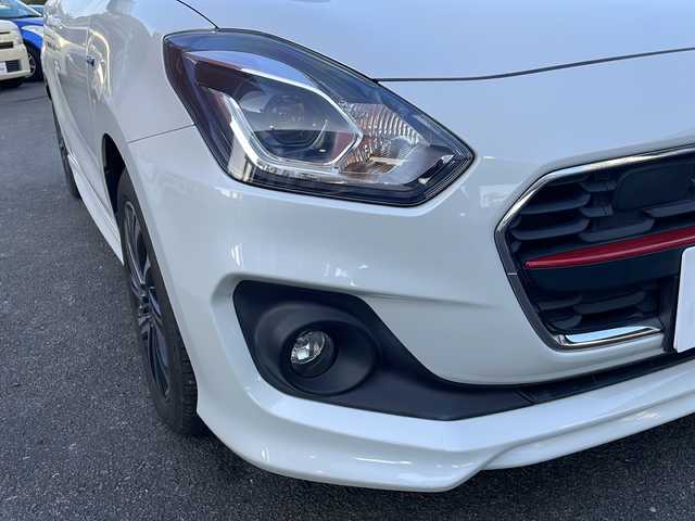 スズキ スイフト HYBRID RS 宮崎県 2023(令5)年 2万km ピュアホワイトパール 純正ナビ Bluetooth 全方位カメラ フルセグTV CD/DVDチェンジャー USB入力端子 ETC シートヒーター レーダークルーズコントロール コーナーセンサー BSM LEDライト