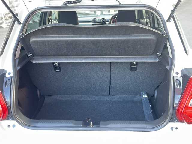 スズキ スイフト HYBRID RS 宮崎県 2023(令5)年 2万km ピュアホワイトパール 純正ナビ Bluetooth 全方位カメラ フルセグTV CD/DVDチェンジャー USB入力端子 ETC シートヒーター レーダークルーズコントロール コーナーセンサー BSM LEDライト