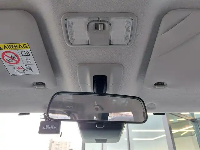 トヨタ タンク カスタムG－T 東京都 2019(平31)年 4.5万km パールホワイトⅢ ナビ【CN-RE05WD】/CD/フルセグTV/Bluetooth/SD/AM/FM/ETC/スマートアシスト/両側パワースライドドア/クルーズコントロール/プッシュスタート/オートライト/オートマチックハイビーム/LED/純正１４インチアルミ/スペアキー