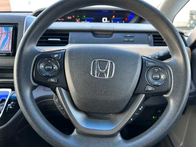 ホンダ フリード ハイブリット G ホンダセンシング 岩手県 2018(平30)年 8.5万km クリスタルブラックパール 電動格納ミラー/ステアリングリモコン/両側パワースライドドア/ETC/バックカメラ/ドラレコ前方/クルーズコントロール/SDナビ