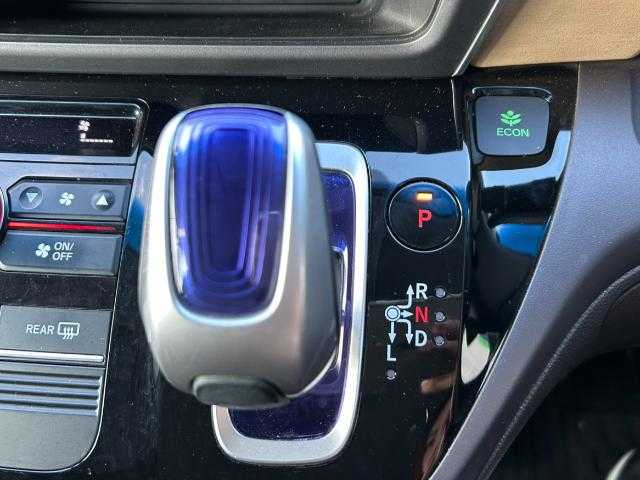 ホンダ フリード ハイブリット G ホンダセンシング 岩手県 2018(平30)年 8.5万km クリスタルブラックパール 電動格納ミラー/ステアリングリモコン/両側パワースライドドア/ETC/バックカメラ/ドラレコ前方/クルーズコントロール/SDナビ
