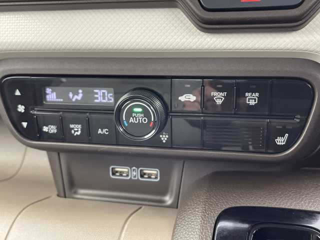 ホンダ Ｎ ＷＧＮ L ホンダセンシング 富山県 2020(令2)年 2.7万km プラチナホワイトパール 社外７型ナビ（CD　DVD　ｂｌｕｅｔｏｏｔｈ）　/バックカメラ　/リヤコーナーセンサー　/ビルトインＥＴＣ　/運転席シートヒーター　/レーダークルーズコントロール　/衝突軽減ブレーキ　/レーンキープ　/スマートキー＋プッシュスタート　/オートライト　/横滑防止装置/ブレーキホールド/社外マット/取説