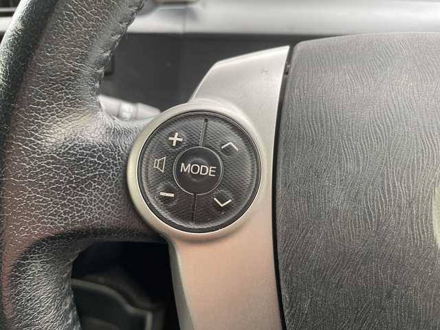 トヨタ アクア G 神奈川県 2014(平26)年 7.6万km ディープアメジストマイカメタリック ・純正ナビTV/（Bluetooth/DVD/フルセグ）/・純正LEDヘッドライト/・スマートキー×2/・バックカメラ/・プッシュスタート/・ドライブレコーダー/・ドアバイザー/・ETC