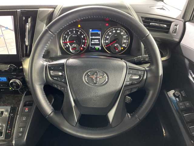 トヨタ アルファード S タイプゴールドⅢ 神奈川県 2022(令4)年 3.4万km ホワイトパールクリスタルシャイン 純正メーカーOP10.5インチJBLナビ/CD/DVD/BT/SD/Miracast/フルセグTV/全方位モニター/純正フリップダウンモニター/Toyota Safety Sense/プリクラッシュセーフティ/レーントレーシングアシスト/ロードサインアシスト/レーダークルーズコントロール/先行車発信告知機能/ブラインドスポットモニター/クリアランスソナー/リヤクロストラフィックアラート/パーキングサポートブレーキ/インテリジェントパーキングアシスト2/オートマチックハイビーム/デジタルインナーミラー/JBLプレミアムサウンド/両側パワースライドドア/純正ビルトインETC2.0/ドライブレコーダー前後/ハーフレーザーシート/LEDヘッドライト/LEDフォグライト