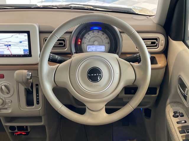 スズキ ラパン S 福井県 2015(平27)年 5万km シフォンアイボリーM 純正７インチSDナビ/フルセグTV/BT/DVD/CD/SD/AUX/ラジオ/レーダーブレーキサポート/ETC/シートヒーター/オートライト/HIDヘッドライト/プッシュスタート/スマートキー×2/アイドリングストップ/盗難防止装置/純正フロアマット/純正ドアバイザー